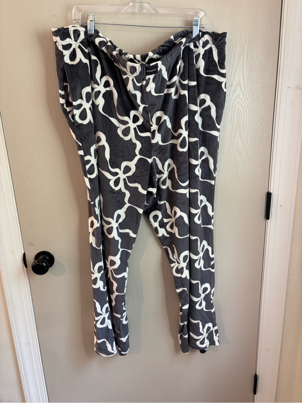 Joy Spun Cozy Gray Lounge Pants with White Bow Print 3X